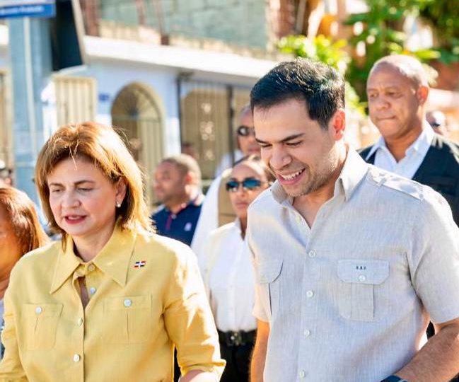 Raquel Peña y Roberto Ángel encabezan jornada contra el dengue en Santo Domingo Oeste