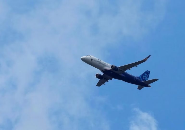 Emergencia en el aire: un piloto intentó apagar los motores de un avión en pleno vuelo