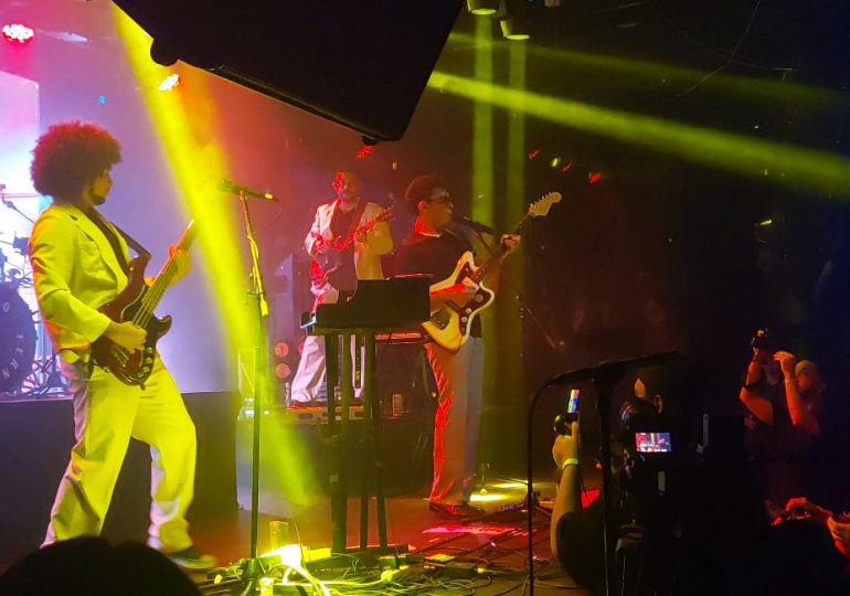 Video| Sólo Fernández se presenta a casa llena en Hard Rock Cafe Live
