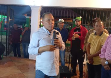 Radhamés Jiménez: "Gobierno mata de hambre al pueblo, es inaceptable que el 49% de dominicanos tome dinero prestado para comer"