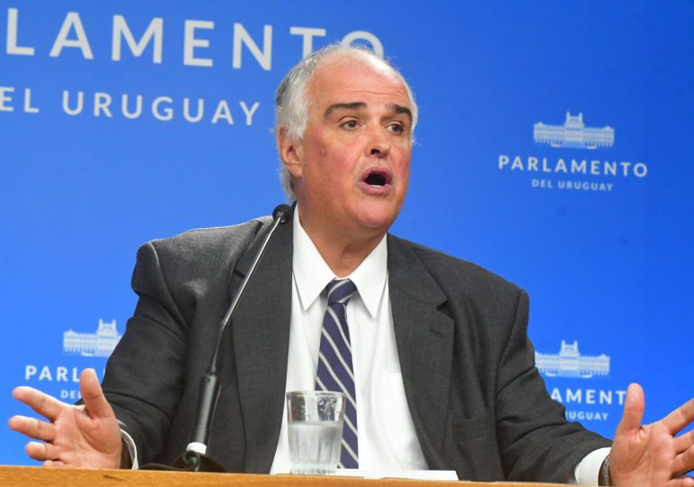 Senador uruguayo imputado con prisión preventiva por múltiples delitos sexuales