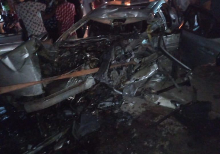 VIDEO | Dos muertos y un herido de gravedad tras choque de vehículo en Dajabón