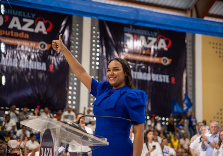 Dharuelly D'Aza agradece a la Circunscripción 1 de Santiago por elegirla candidata a diputada