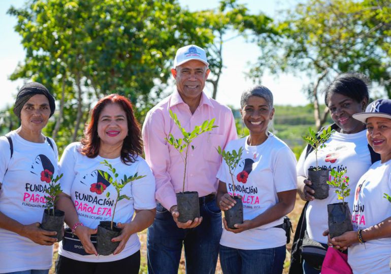 Medio Ambiente y Fundación Pañoleta celebran el mes de la reforestación y de la lucha contra el cáncer