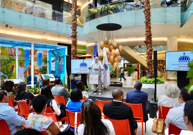 Medio Ambiente realiza feria “Ambiente y Ciudadanía” en Ágora Mall para promover la conciencia ambiental