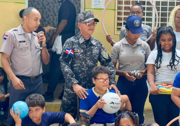 Policía Comunitaria imparte Charla por el mes de la Familia en Escuela Juan Bautista Zafra