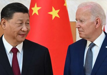 Presidente chino Xi sale de Pekín rumbo a la cumbre con Biden