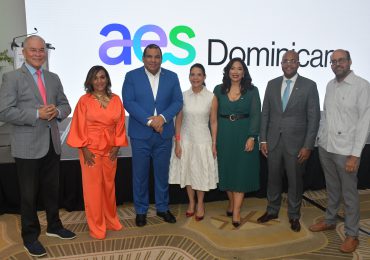 AES Dominicana celebra encuentro anual para clientes 