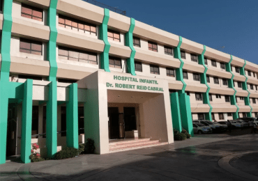 VIDEO | Médicos del Hospital Robert Reid Cabral abandonan área de emergencias