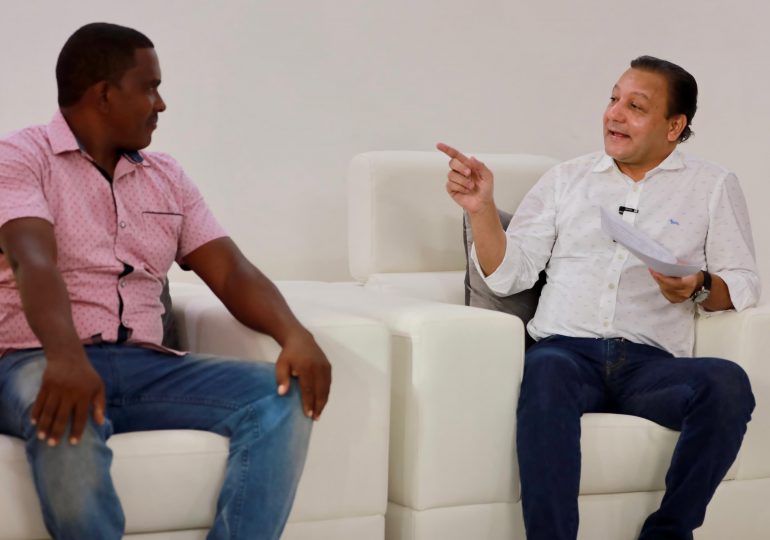 Abel Martínez se compromete a cumplir necesidades de La Isabela Histórica en visita a candidato Thony Peña