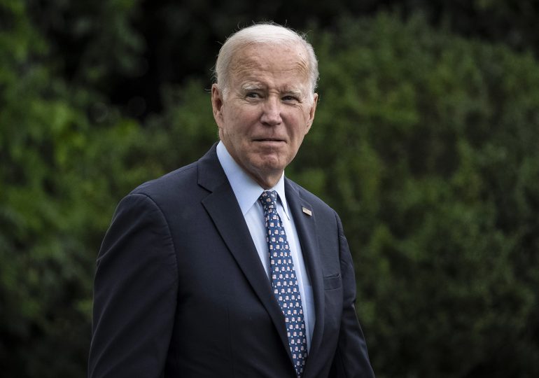 Biden cumple 81 años y los votantes muestran preocupación por su edad