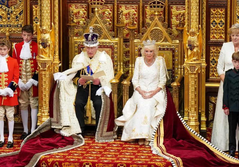 Carlos III pronuncia su primer 'Discurso del Rey' con las elecciones en el horizonte
