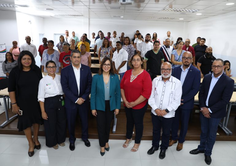 BHD y Politécnico Loyola inician recuperación de Mipymes en San Cristóbal