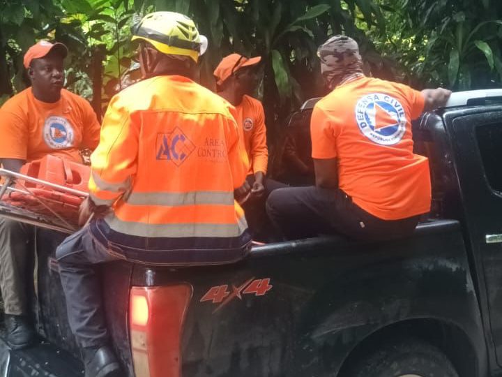 Defensa Civil activa búsqueda de cinco turistas desaparecidos en Loma de Bahoruco