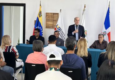 “Situación geopolítica actual y cambio climático obligan a RD a abrirse a las diversas opciones que se plantean en el contexto mundial”, dice Max Puig