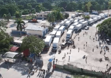 Haitianos abren puerta fronteriza en Elías Piña