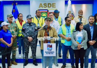 VIDEO | Alcalde Manuel Jiménez mantiene activo Comité de Emergencias de Santo Domingo Este