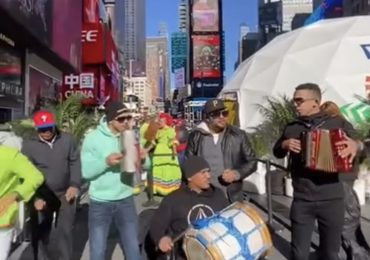 #VIDEO: Ministerio de Turismo exhibe la cultura dominicana con una actividad Inmersiva en Times Square, Nueva York