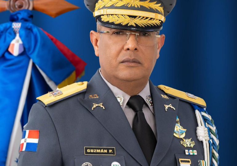 Designan al Gral. Guzmán Peralta como nuevo director de la Policía Nacional