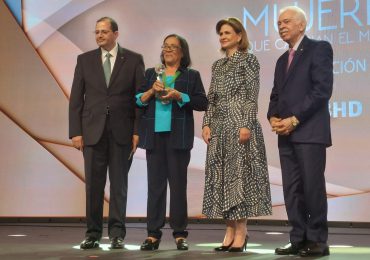 Banco BHD entrega Premio Mujeres que Cambian el Mundo