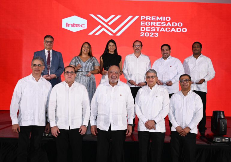 INTEC otorga el Premio de Egresado Destacado a siete intecianos