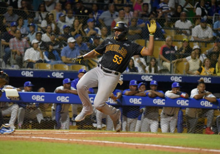 Las Águilas emprenden vuelo, rompen racha negativa con triunfo sobre Licey