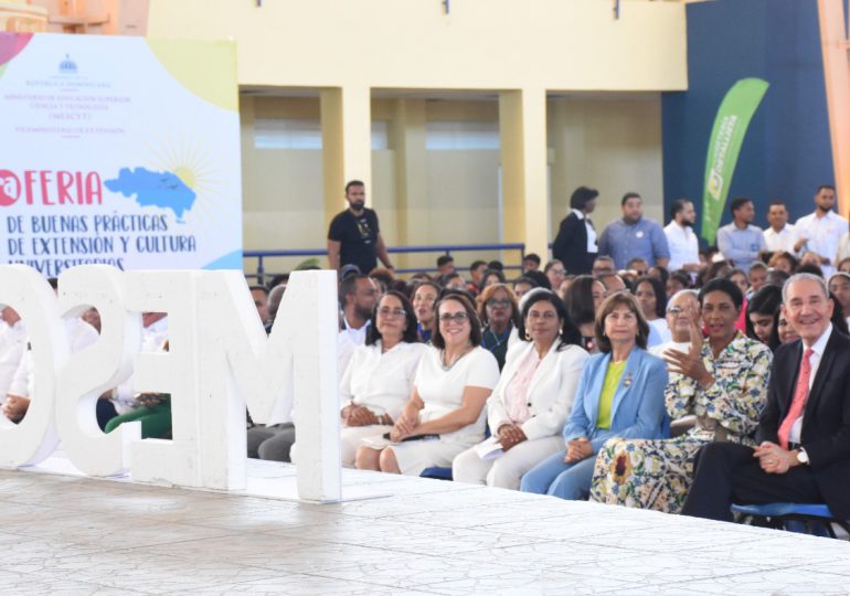 MESCYT expone potencial de la Región Este en Tercera Feria de Buenas Prácticas de Extensión y Cultura Universitaria 2023