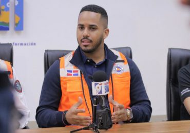 Ministerio de la Juventud activa su "Voluntariado" y pone 50 autobuses a disposición de organismos de emergencia