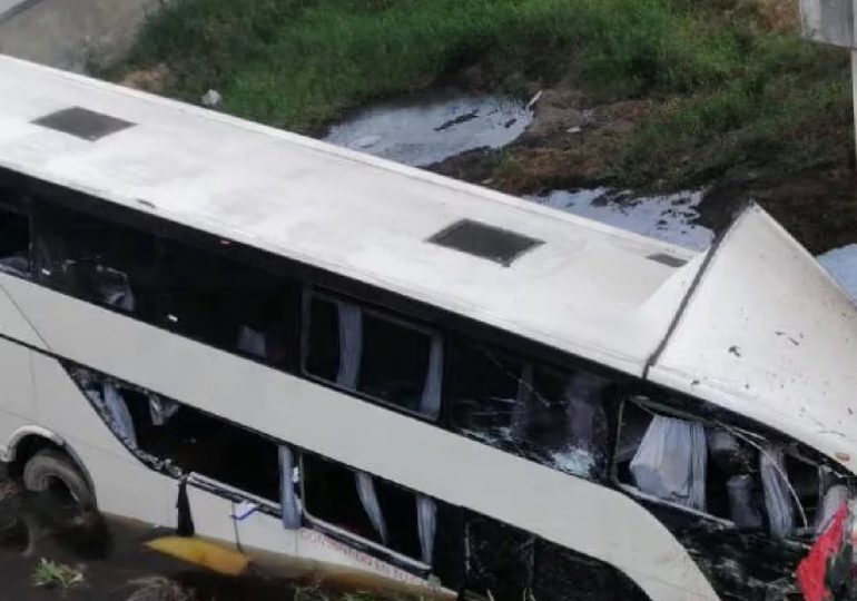 Al menos 12 muertos por accidente de autobús en el este de México