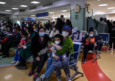 China no detectó patógenos "inusuales o nuevos" relacionados con repunte de enfermedades respiratorias