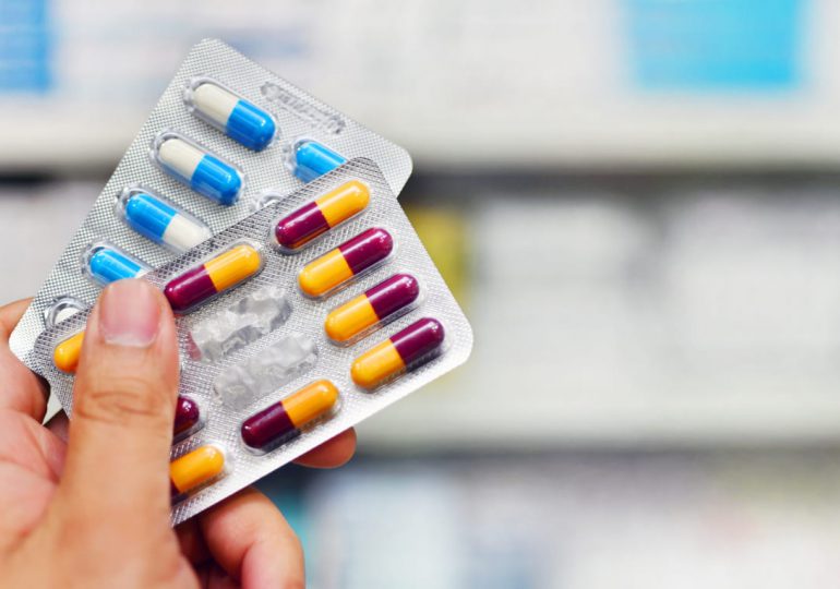 Industria farmacéutica llama a la población al uso prudente de los antibióticos