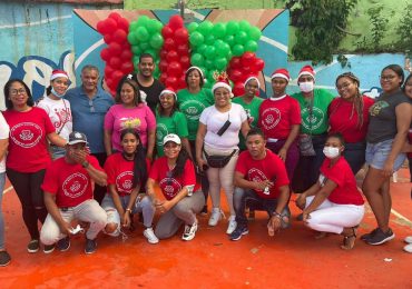 Fundación "In God's Hands" une al pueblo dominicano en la iniciativa "Navidad para Abuelitos"