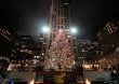 #VIDEO: ¡Asombroso! Encienden las luces del árbol de Navidad de Rockefeller Center con más de 5,000 <strong>brillo</strong> multicolores