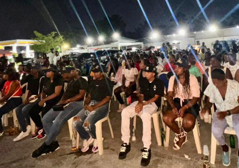 Juramentan más de 300 jóvenes de Nizao al movimiento jóvenes con Abel