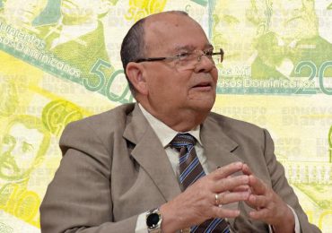 “Banco Agrícola habría aumentado nómina RD$23 millones”, asegura Carlos Segura Foster
