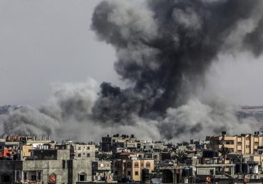 Israel sigue bombardeando Gaza y afirma que no parará hasta “desmilitarizar” el enclave palestino