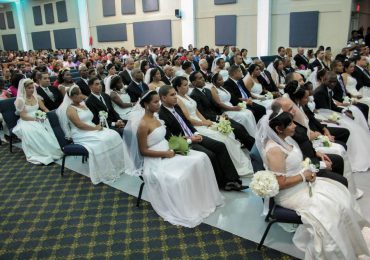 Frente a la desintegración familiar, Iglesia Monte de Dios celebrará boda colectiva