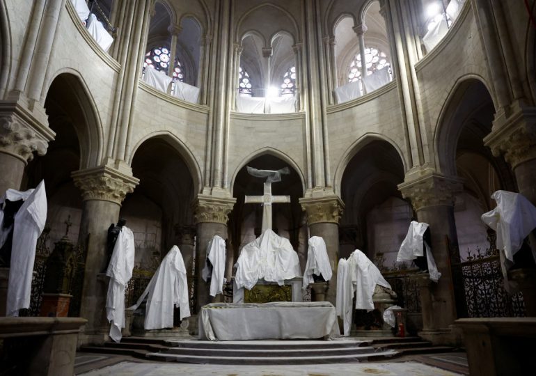 La catedral Notre Dame de París contará con seis vitrales "del siglo XXI"