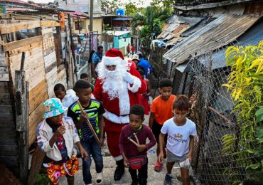 Los padres cubanos hacen magia para aparecer los juguetes esta Navidad