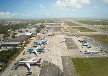 PUJ: Primer aeropuerto de RD en obtener certificación nivel 2 por reducir 40.8% su huella de carbono