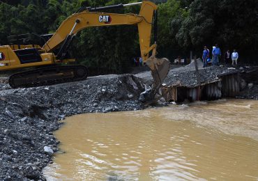 MOPC construirá puente sobre río Nizao reclamado por comunitarios de Rancho Arriba