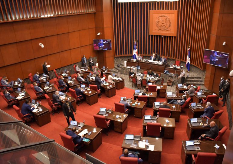 Senado aprueba en primera lectura presupuesto del 2024
