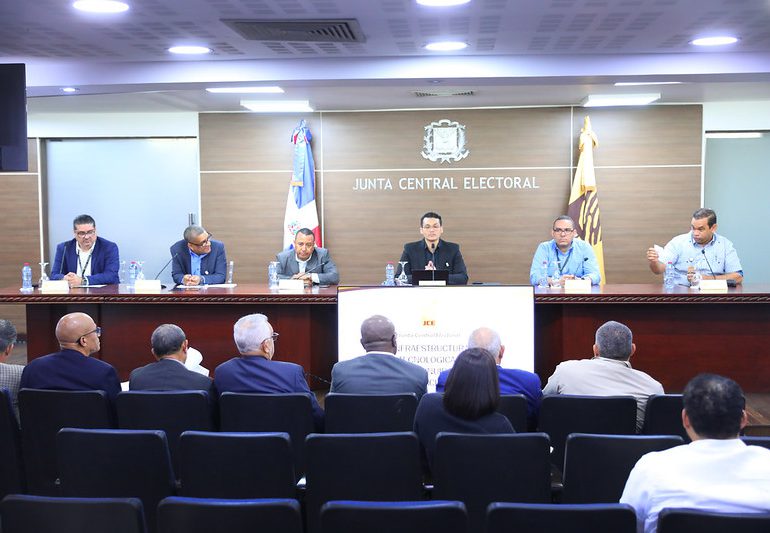 Mesa Técnica JCE trata con partidos políticos el sistema de seguridad e infraestructura tecnológica de cara a elecciones 2024