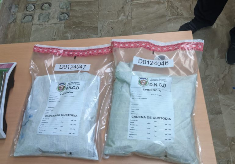 Arrestan en AIPC dominico - español llegó de Madrid con ocho kilos de ketamina