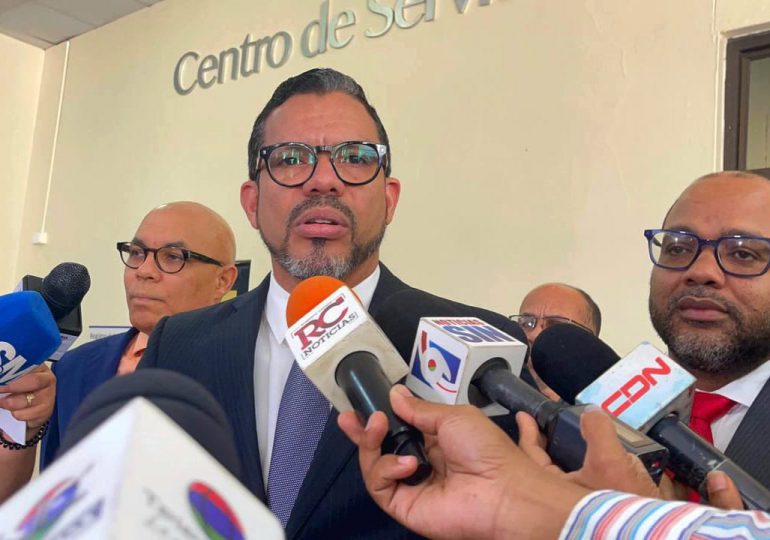 Yohan López pide en medida cautelar comisión electoral del CARD se abstenga de validar actas, emitir un boletín electoral final