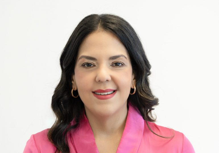 Abogada Julia Muñiz va como candidata a regidora del PRM en el DN