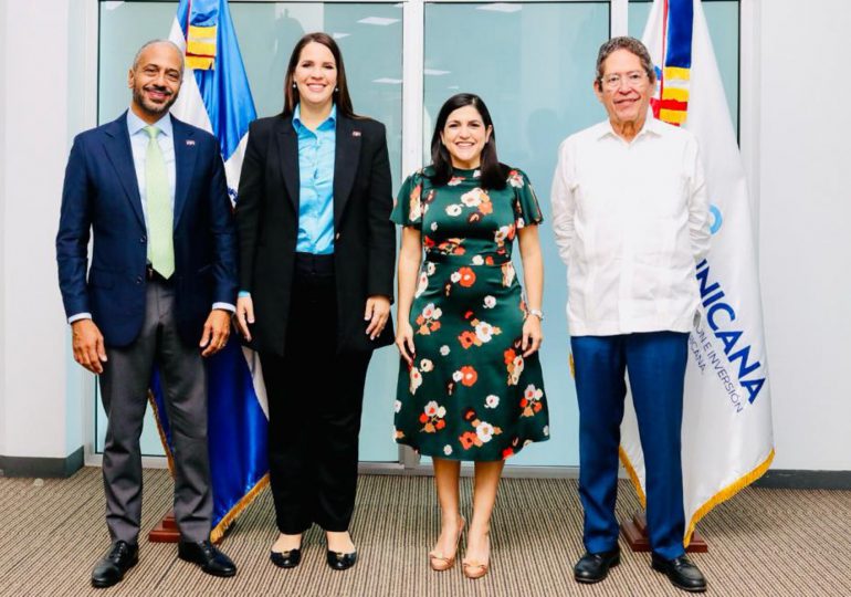 Embajada realiza 1era Misión Comercial de Bahamas en Dominicana