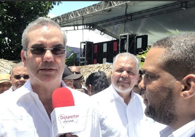 Luis Abinader felicita gesto de Leonel Fernández de reconocer consolidación del turismo