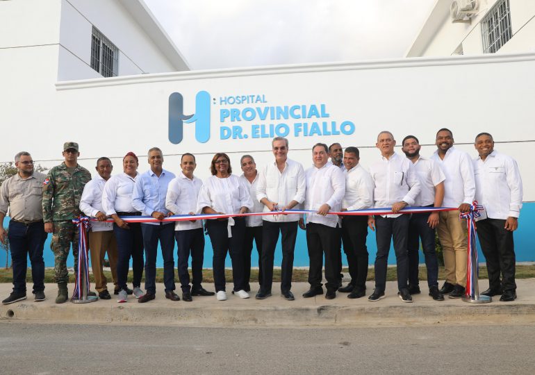 Abinader entrega Hospital Provincial Dr. Elio Fiallo y Centro de Primer Nivel en Pedernales