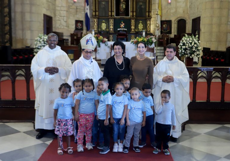 INAIPI celebra noveno aniversario de su fundación con misa de acción de gracias y ofrenda en el Altar de la Patria